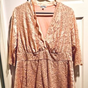 Kiyonna 2x Light Pink Lace Blouse